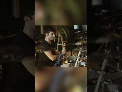 Studio trick : Smash an anvil with a giant hammer to bring sweet harmonics to your snare drum.